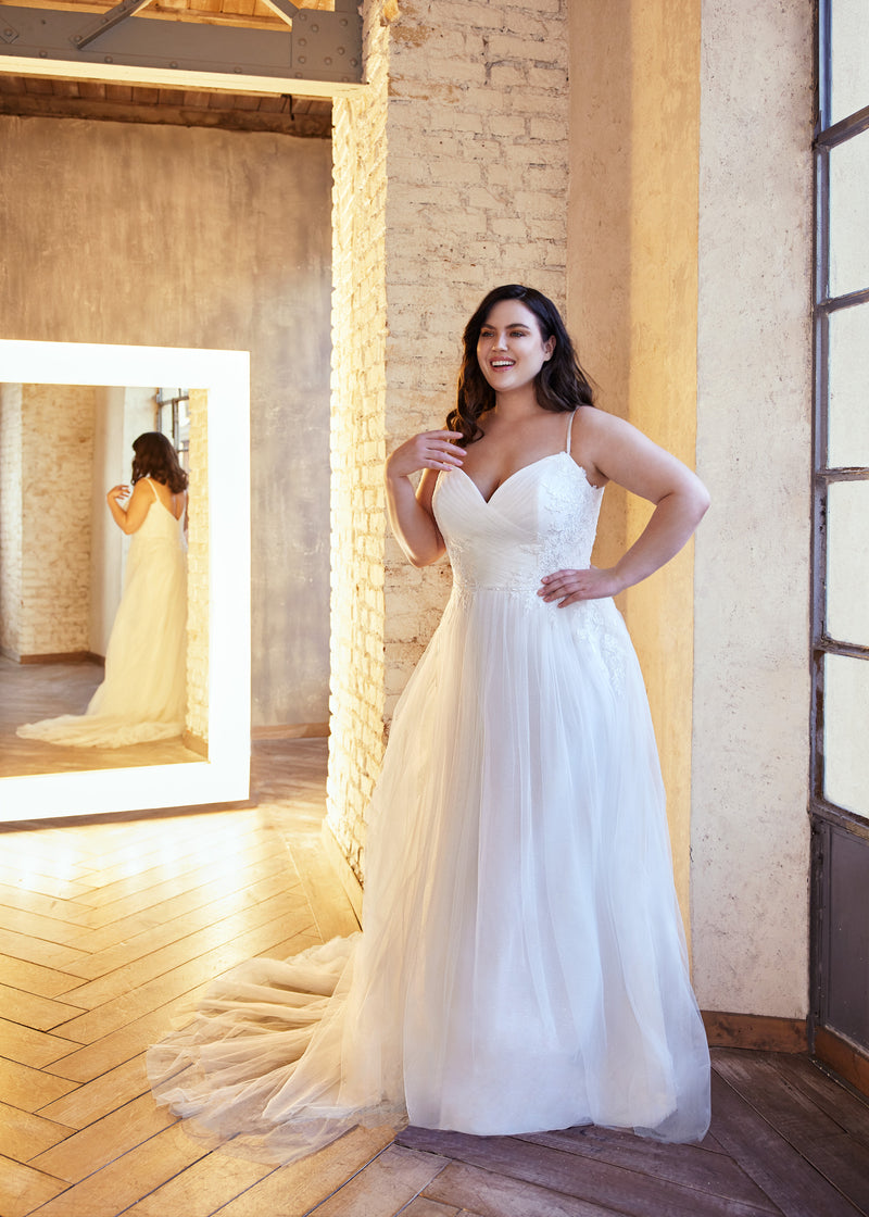Tilly - Wedding Gown - Modeca