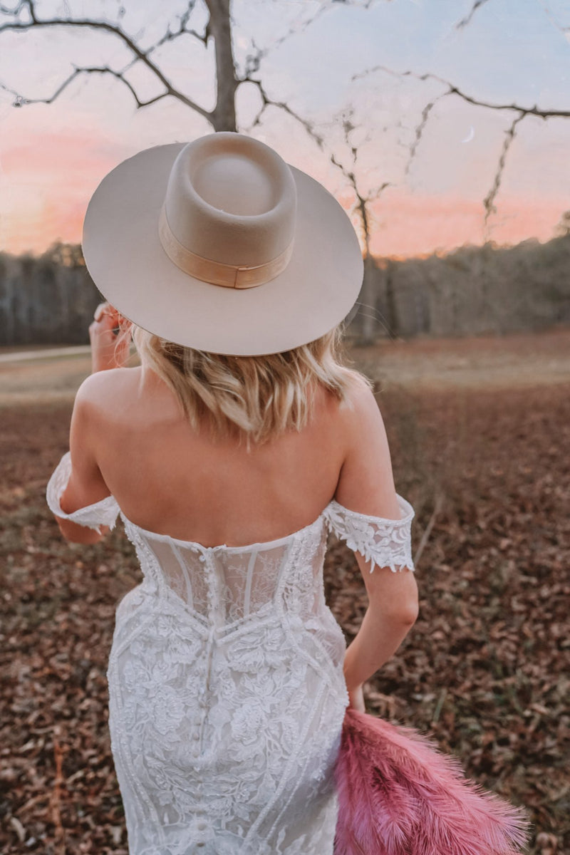 Arianna - Wedding Gown - Essense