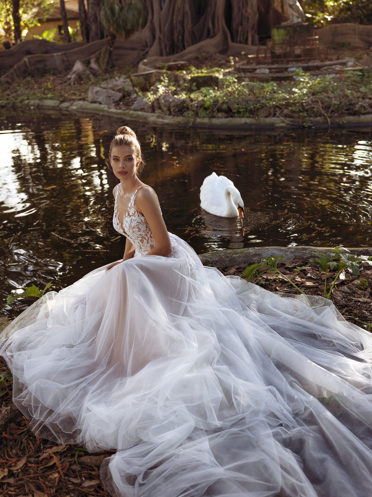 Sabrina - Wedding Gown - Modeca