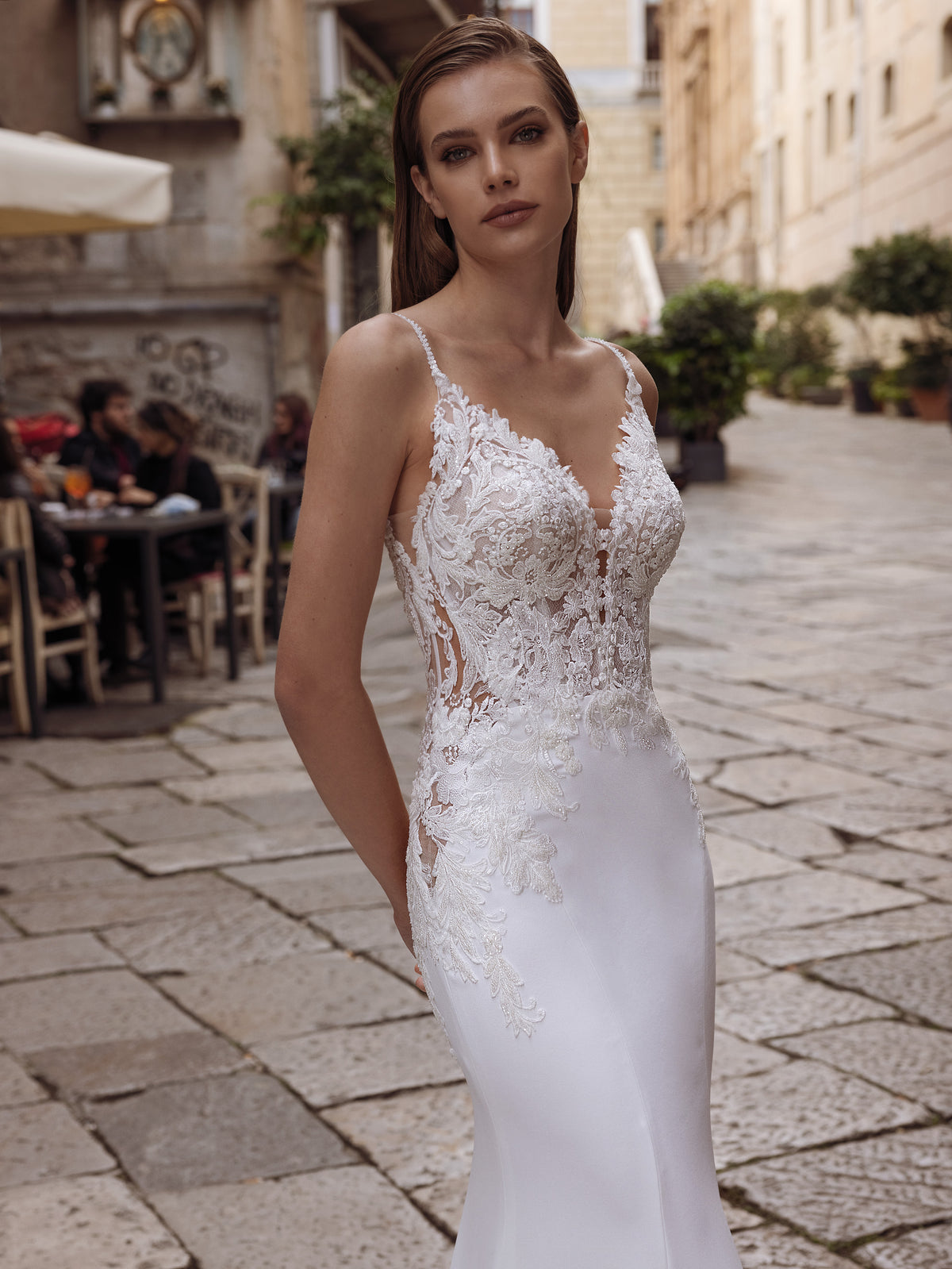 Sapphire - Wedding Gown - Modeca