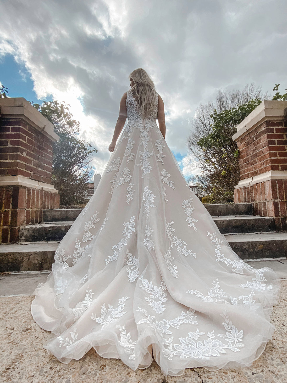 Angel - Wedding Gown - Stella York